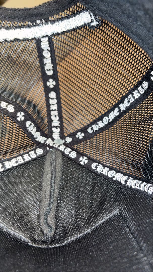 CHROME HEARTS リップ刺繍キャップ ブラック海外輸入品