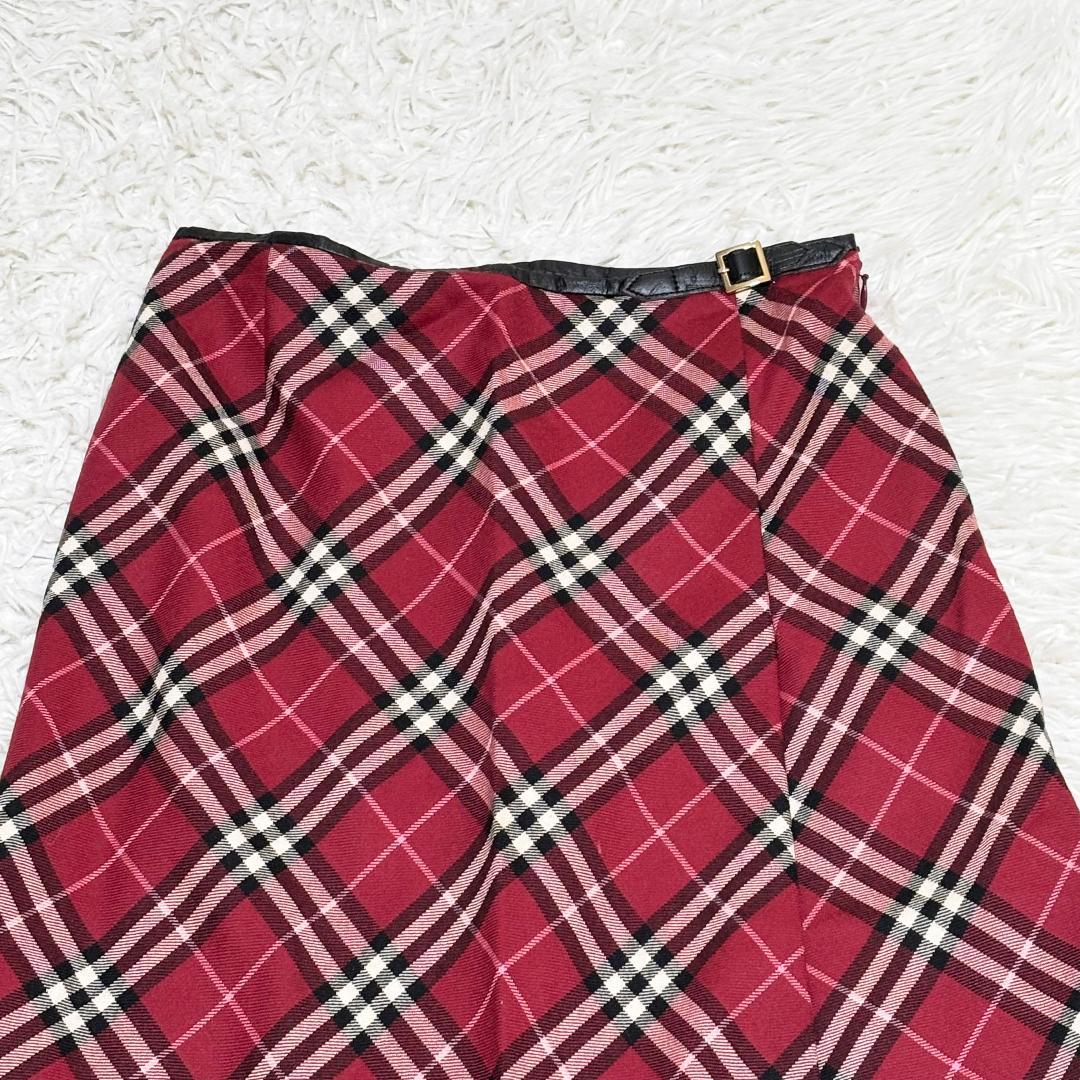 美品 Burberry　London　ノバチェック ロングスカート 38 レッド