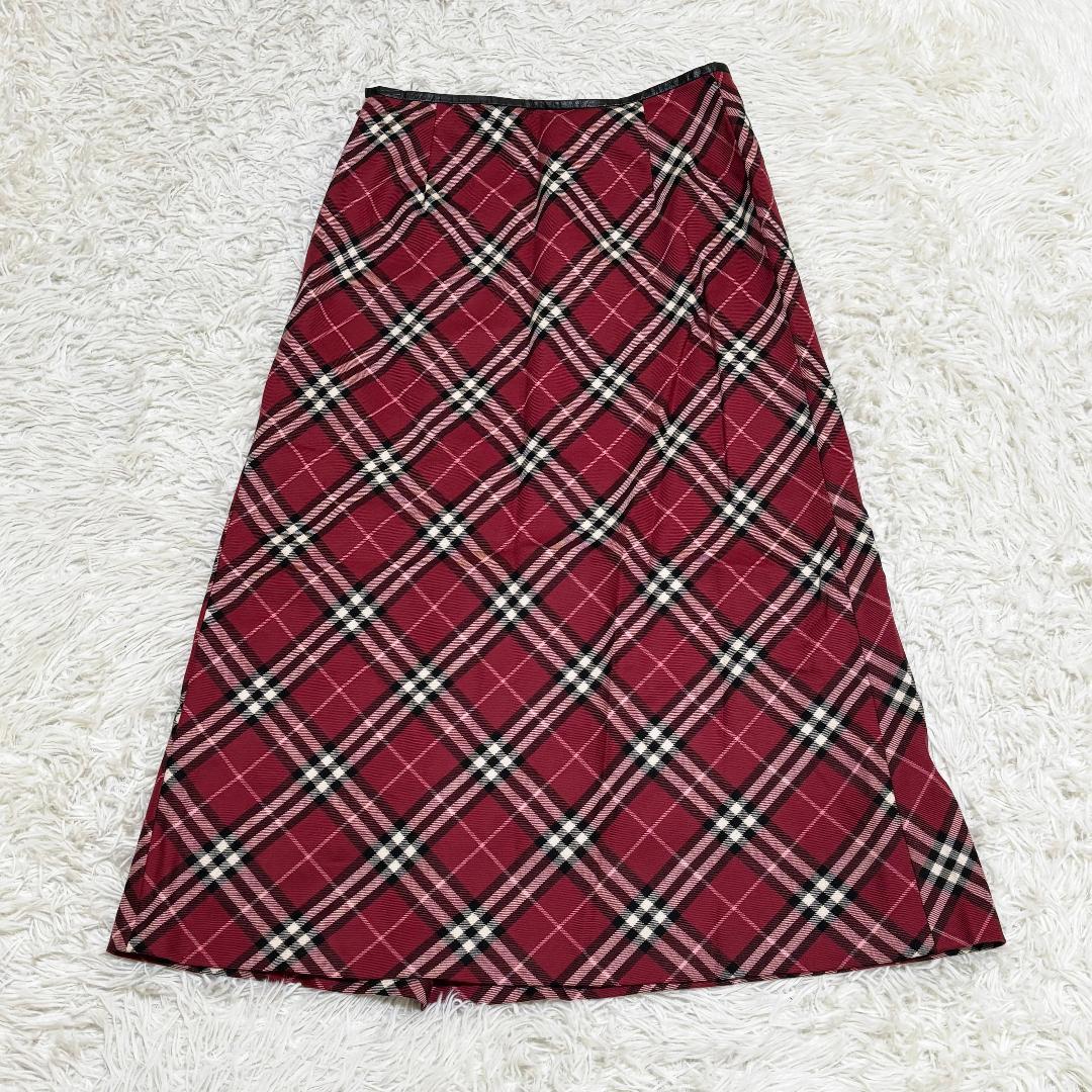 美品 Burberry　London　ノバチェック ロングスカート 38 レッド