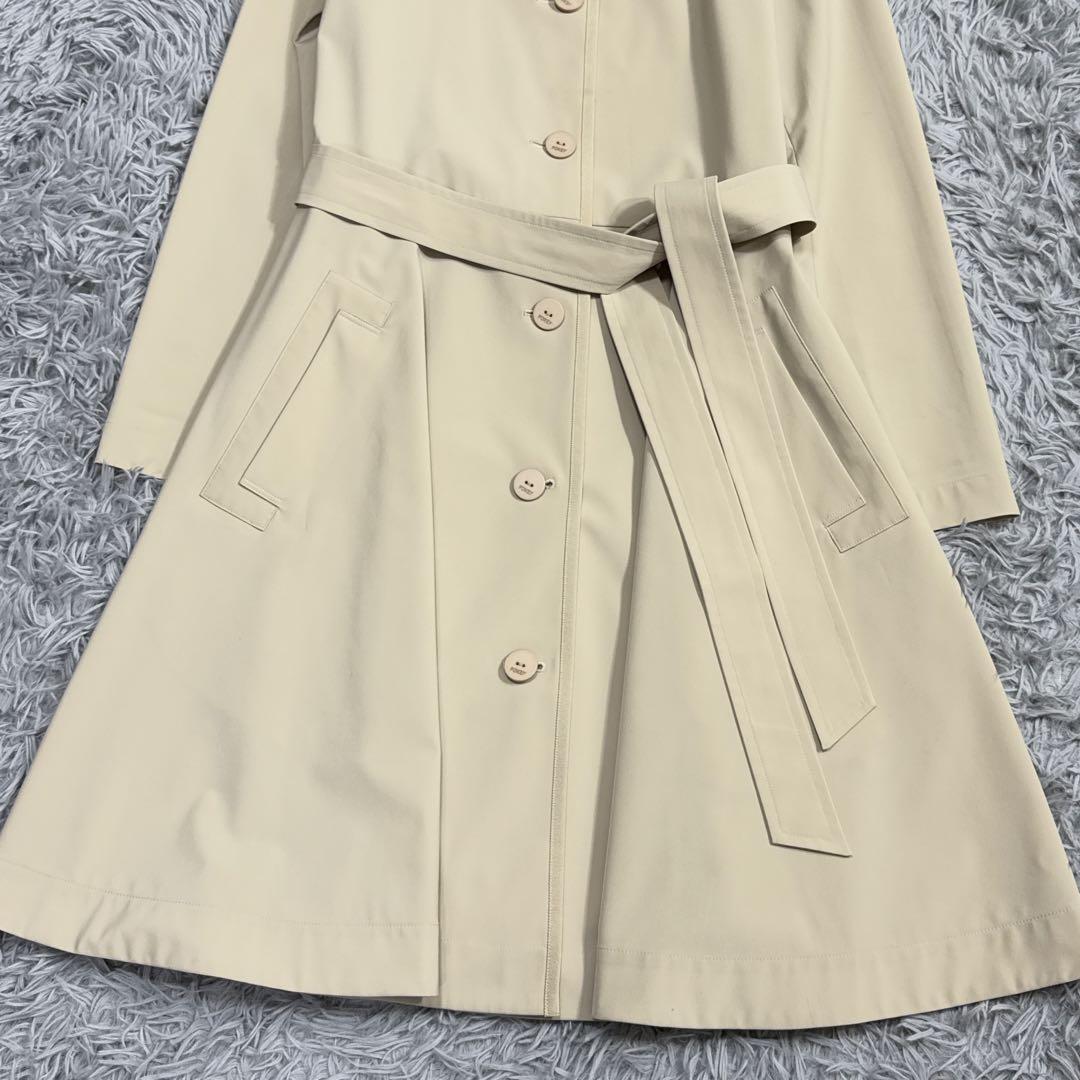 美品✨フォクシー定価 9万 レイニーフィットアンドフレアコート ベルト フード