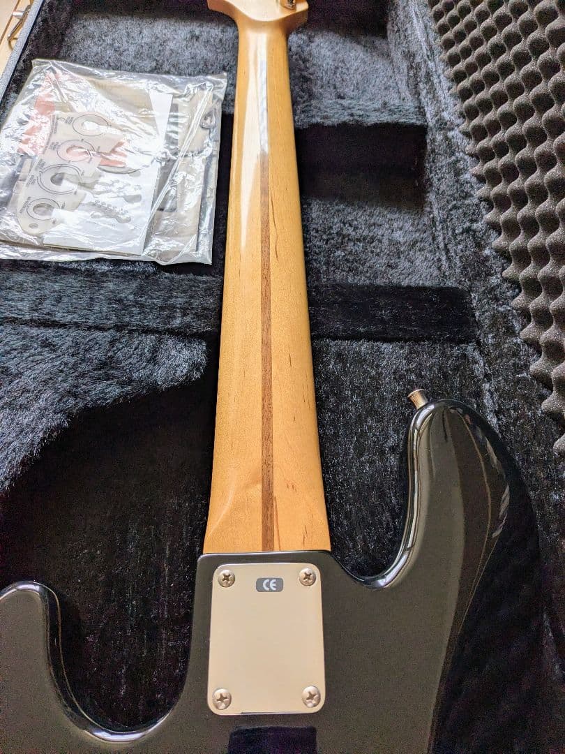 ベース Fender Deluxe Active Jazz Bass V