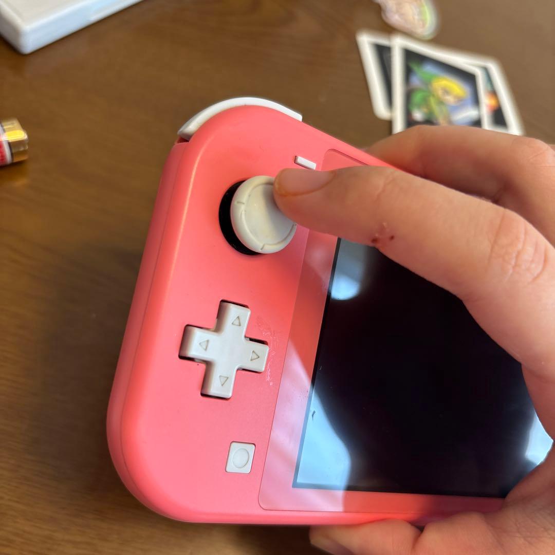 そ*ー様 Nintendo Switch Lite コーラル 本体 初期化済み
