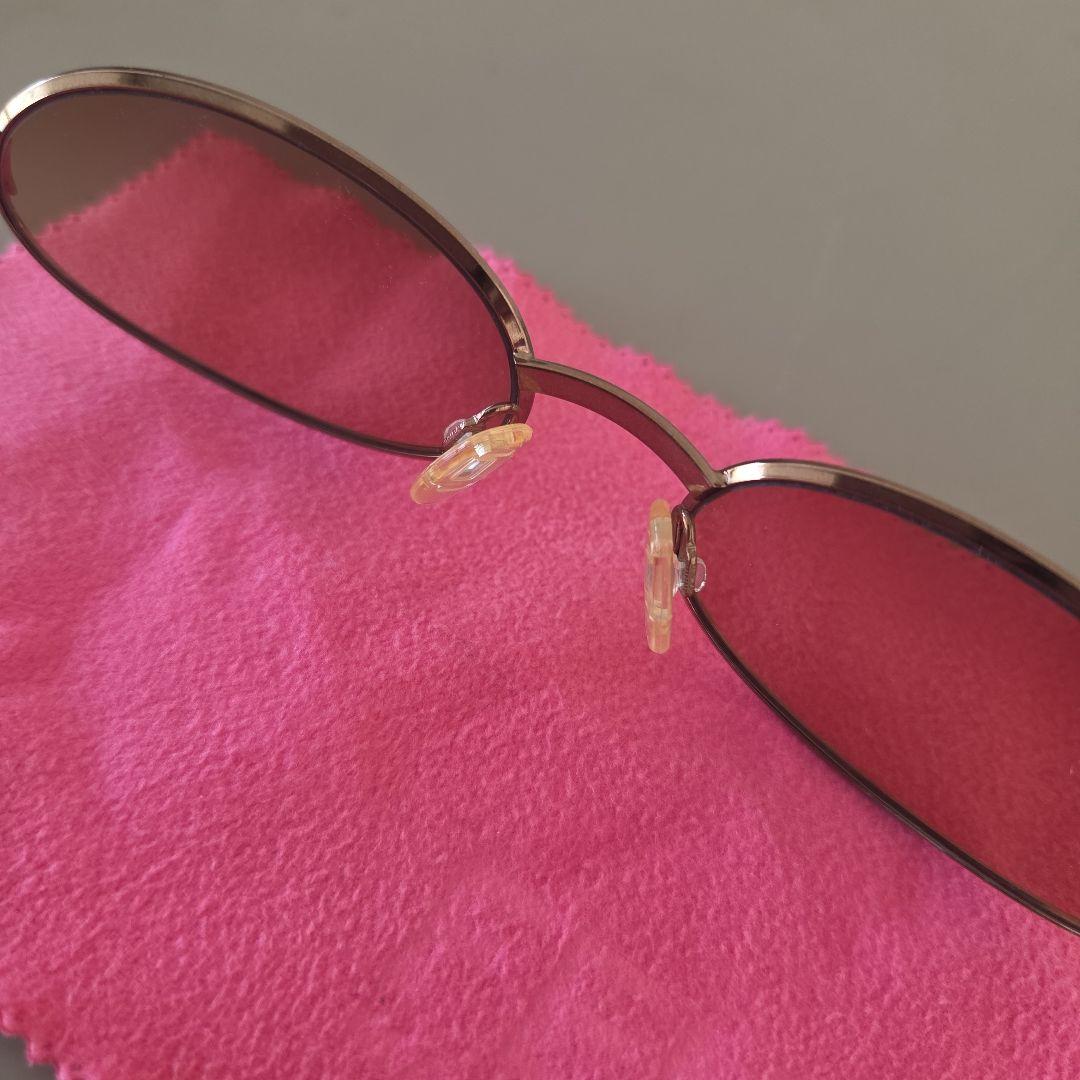 Fendi ブラウンオーバルサングラス