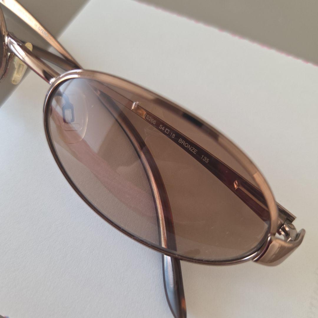 Fendi ブラウンオーバルサングラス