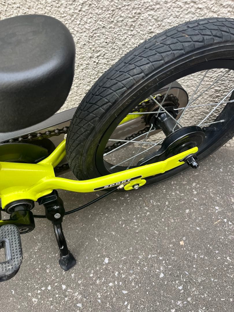 STRIDER 14X　ストライダー　ライムイエロー　ペダルキット・スタンド付き