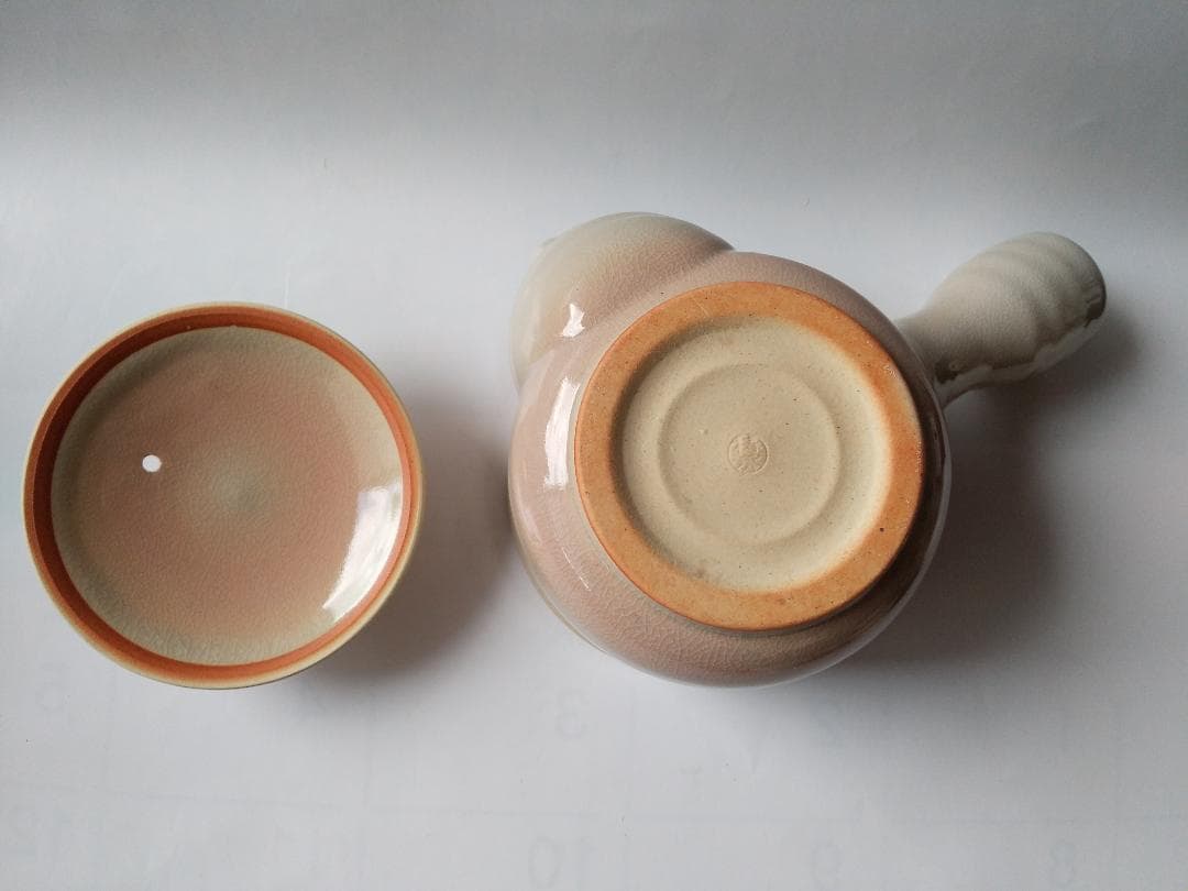萩焼 茶器 萩陶苑 椿秀窯 新品 未使用 です。