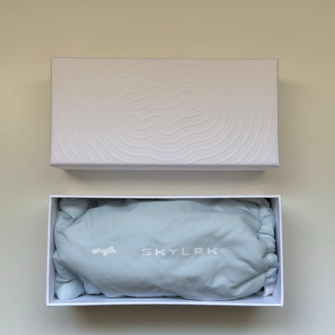 ［未使用品］SKYLRK サングラス　SLIM GLOSS ブラック