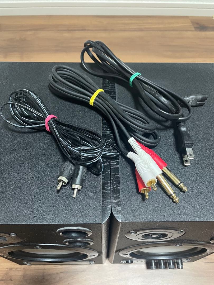 ベリンガー MS40 モニタースピーカー ケーブル付き