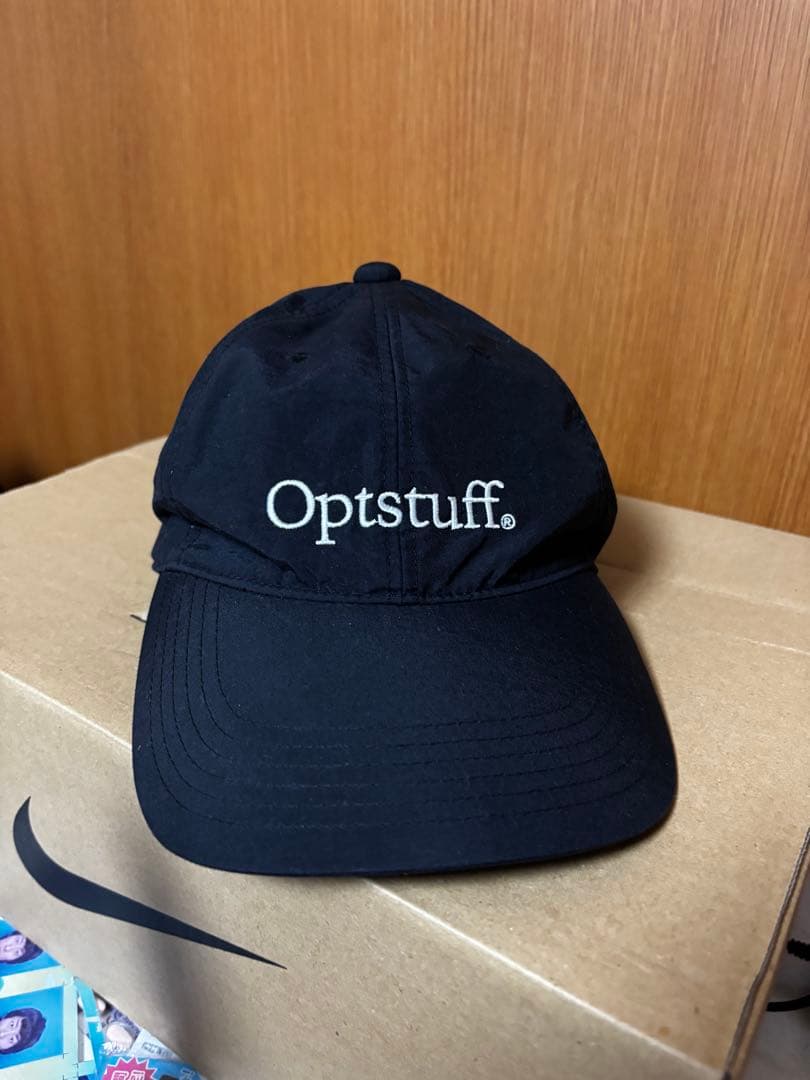 Optstuff 黒キャップ