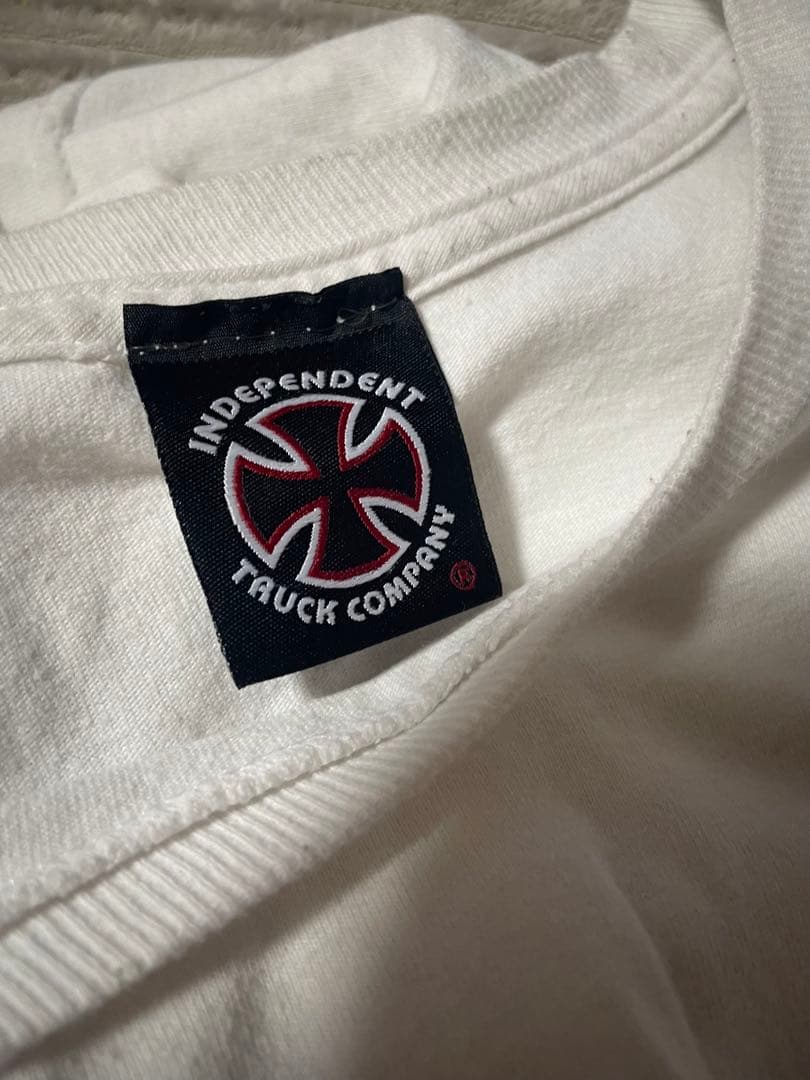 INDEPENDENT インディペンデント Tシャツ