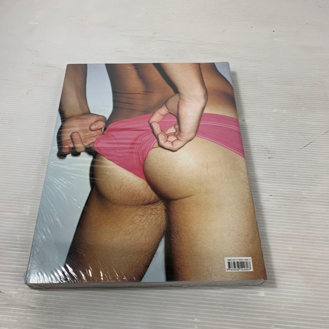 洋書 Mario Testino: In Your Face