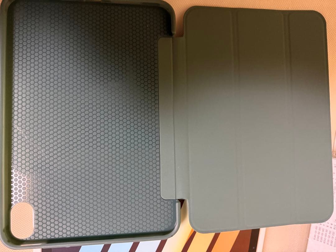 Apple iPad mini (第6世代) シルバー 64GB