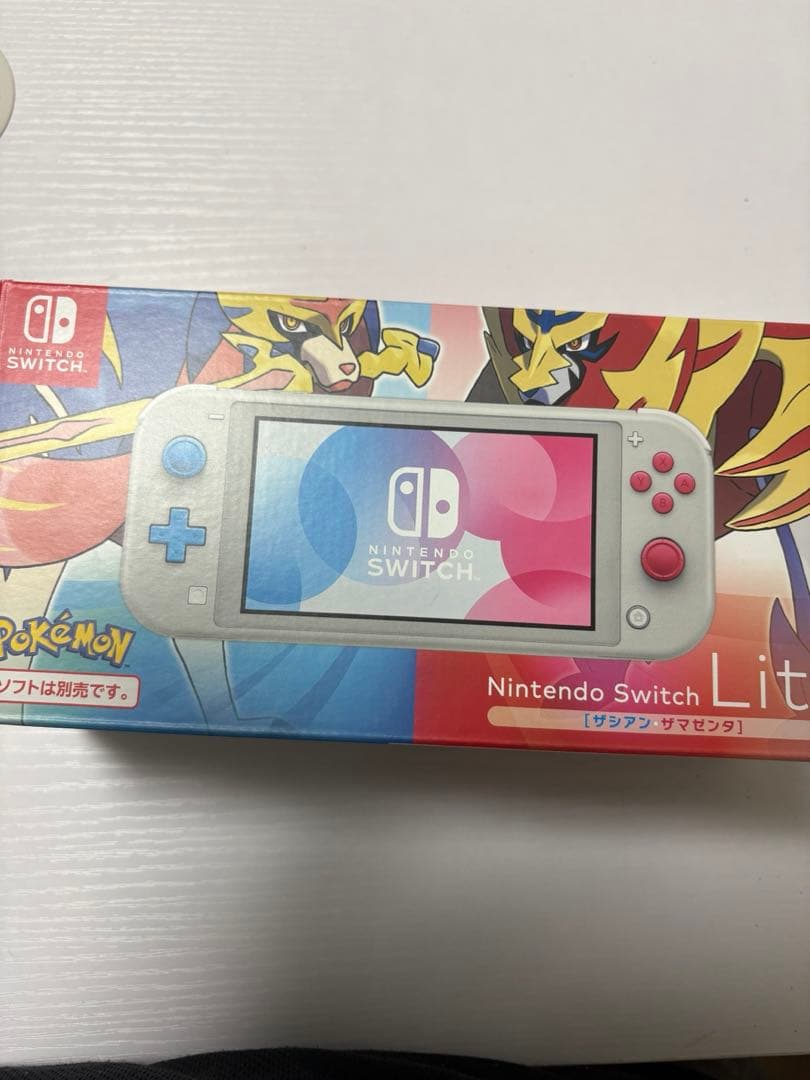 Nintendo Switch Lite ポケモン剣盾モデル