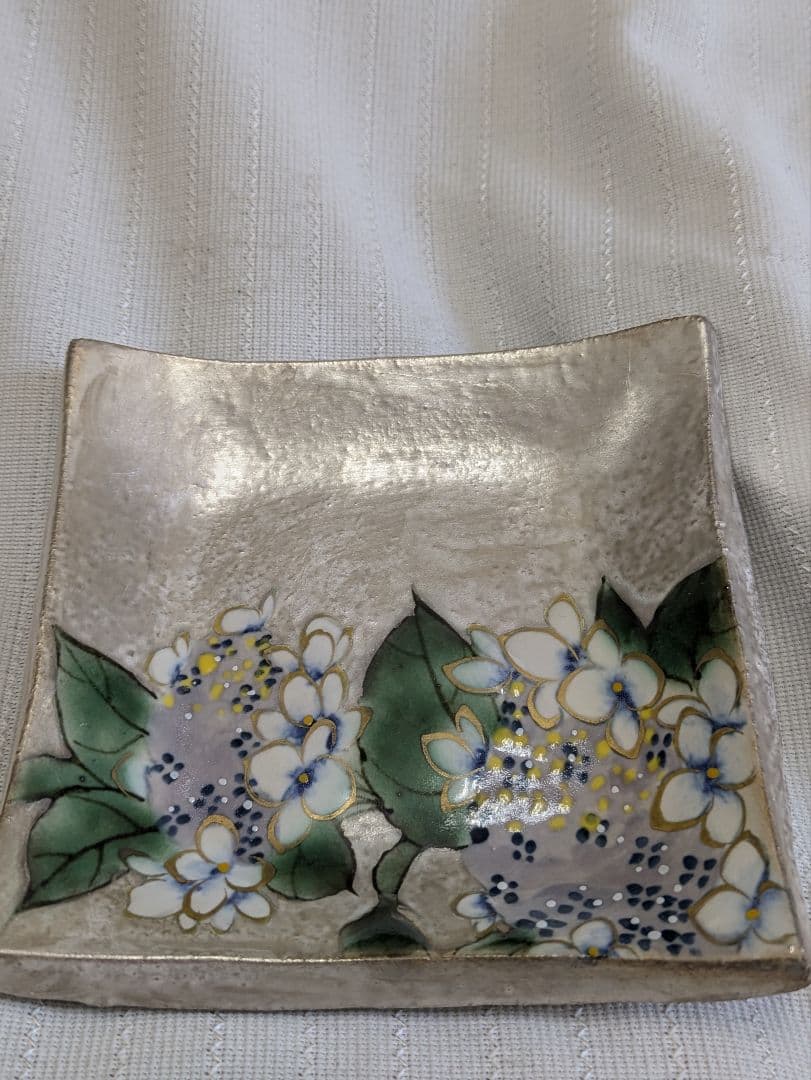 金彩の花柄陶器皿5枚セット