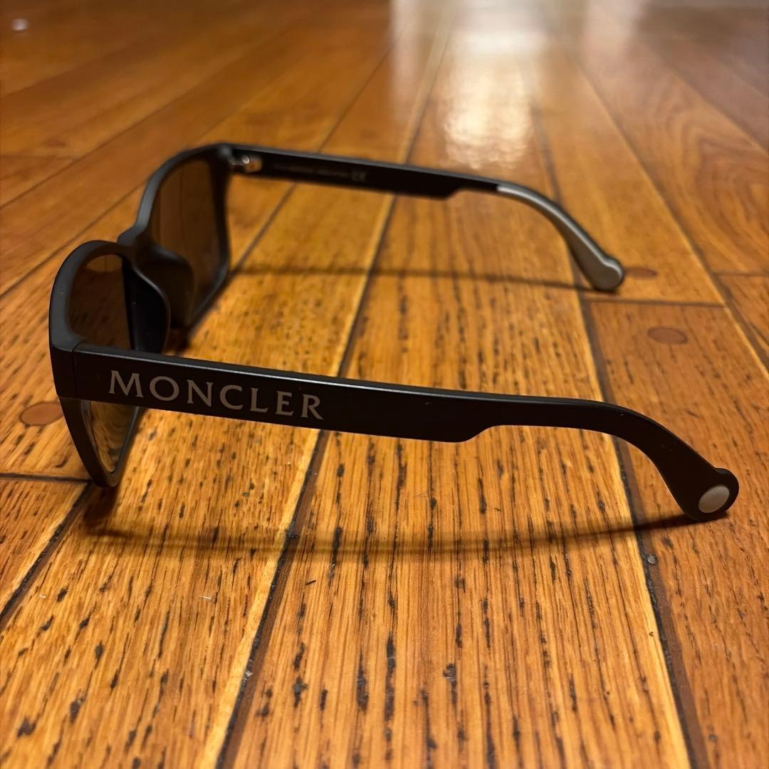 小物 MONCLER
