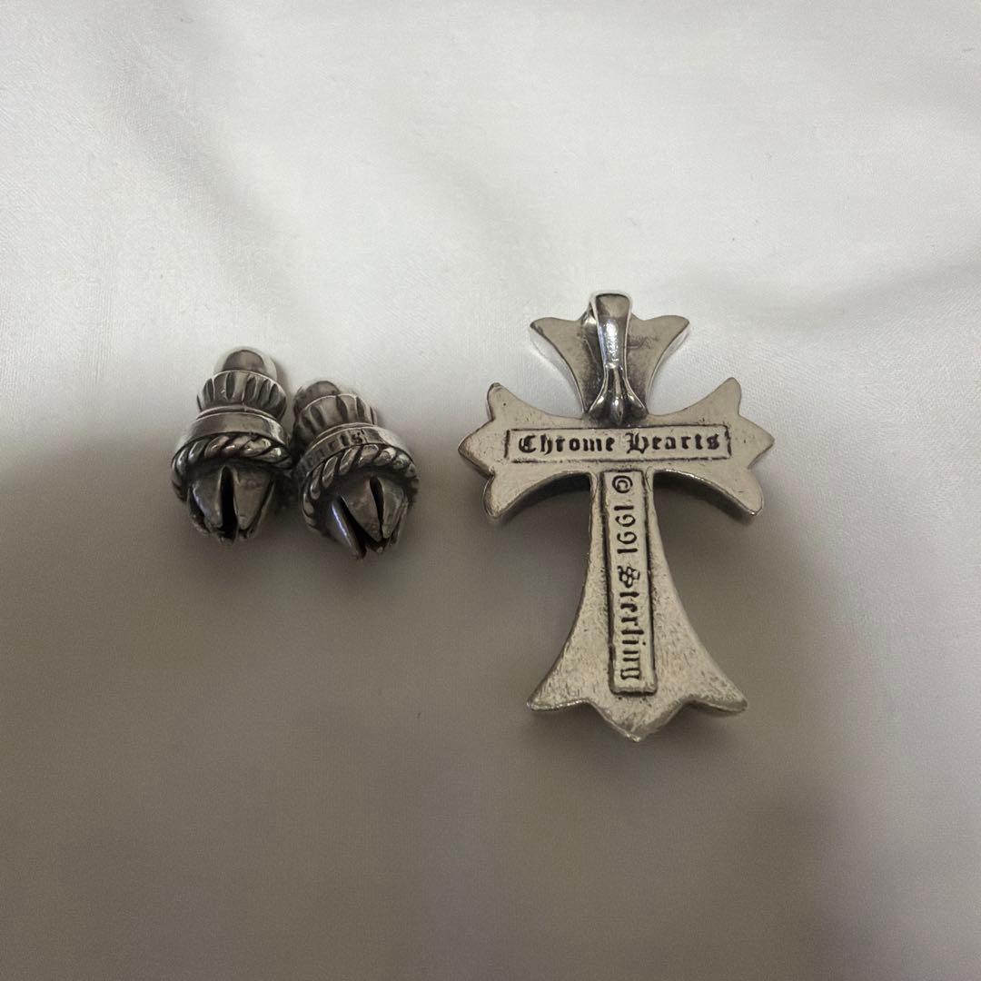 鑑定済　CHROME HEARTS スモールCHクロス ペンダント　クロムハーツ