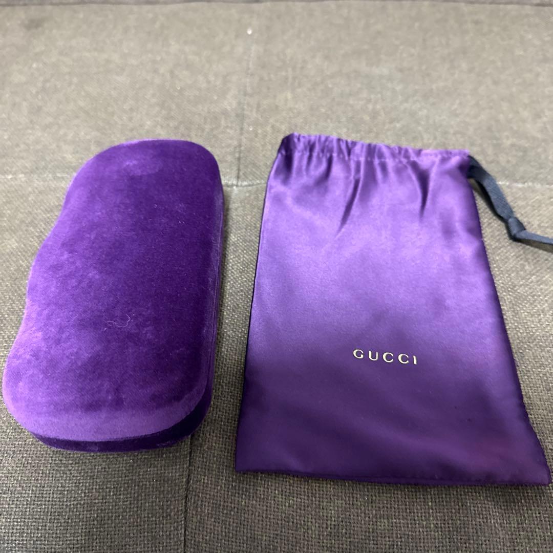 GUCCI ブラックサングラス ケース付き