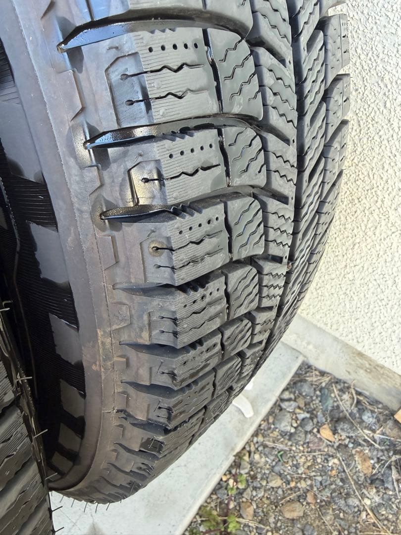 ②バリ溝 ホイール付 195/80/R15LT ミシュラン アジリス X-ICE