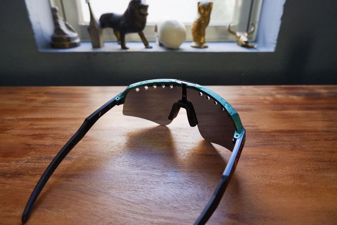 オークリーサングラス Oakley sutro lite sweep