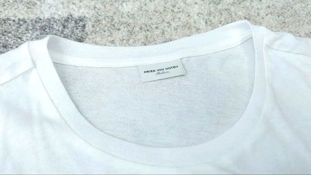 DRIES VAN NOTEN　ドリスヴァンノッテン 花柄 Tシャツ
