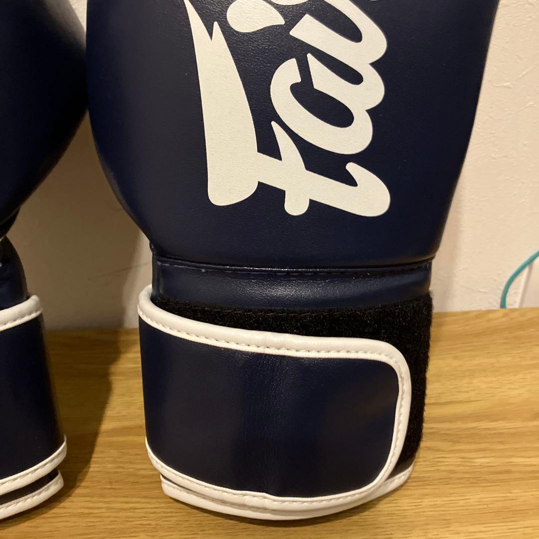試着のみFairtex ボクシンググローブ ネイビー12oz.