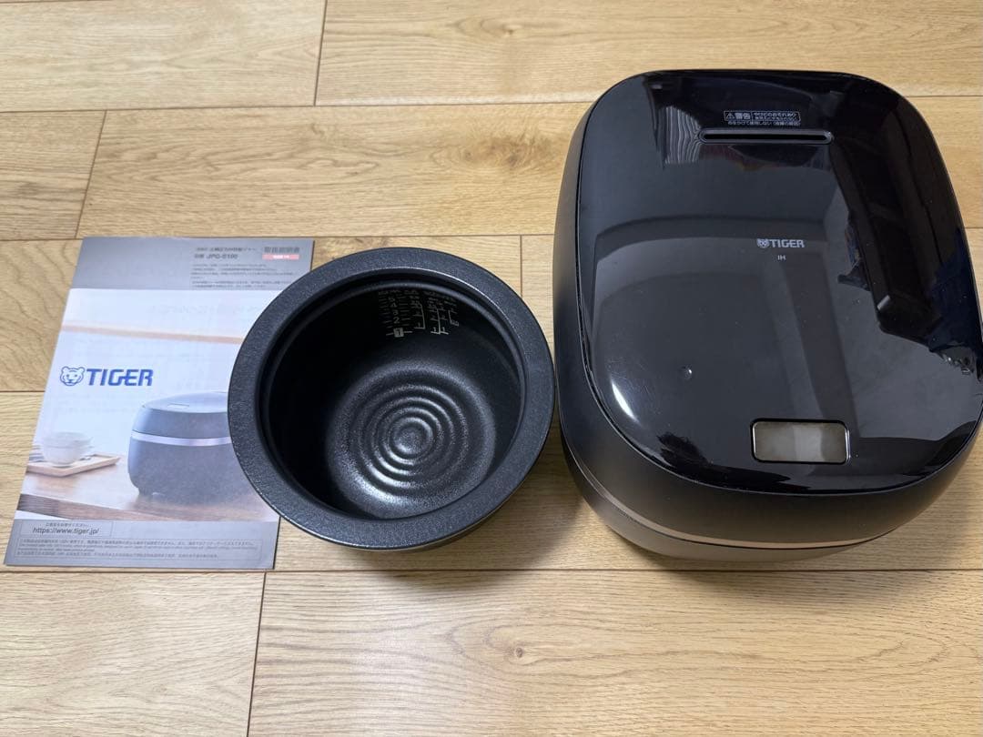 極美品 タイガー 土鍋圧力炊飯器 JPG -S100黒 TIGER 5.5合