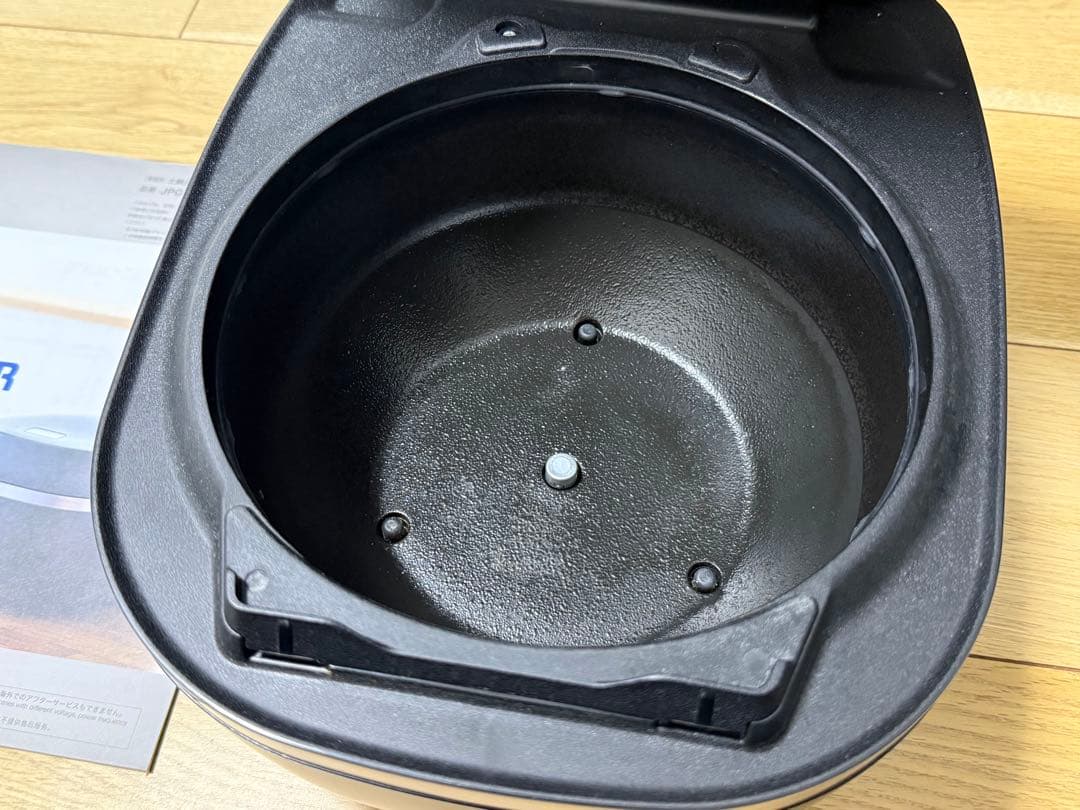 極美品 タイガー 土鍋圧力炊飯器 JPG -S100黒 TIGER 5.5合