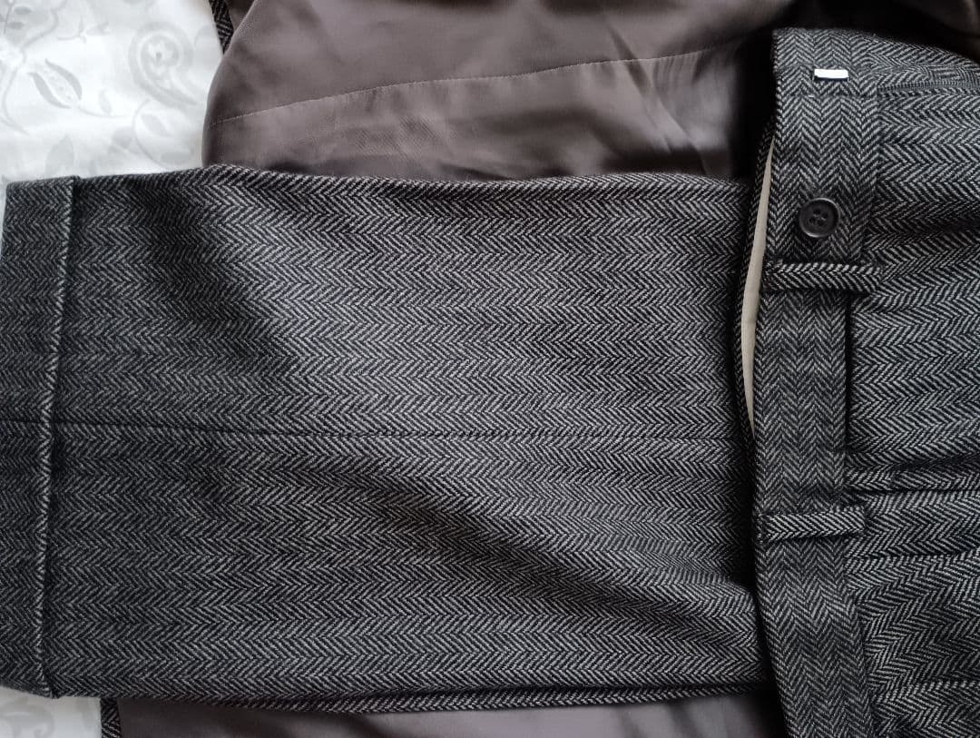 ISAIA 極上　極暖　スーツ　42　ヘリンボーン　グレー