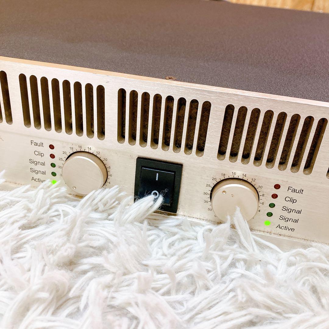 CLASSIC PRO CP1200 パワーアンプ