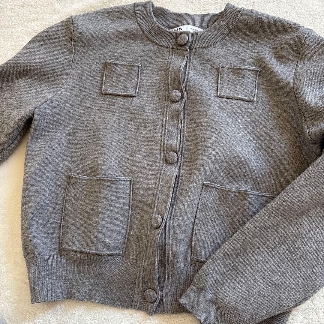ZARA プレーンニットジャケットパデッドショルダー
