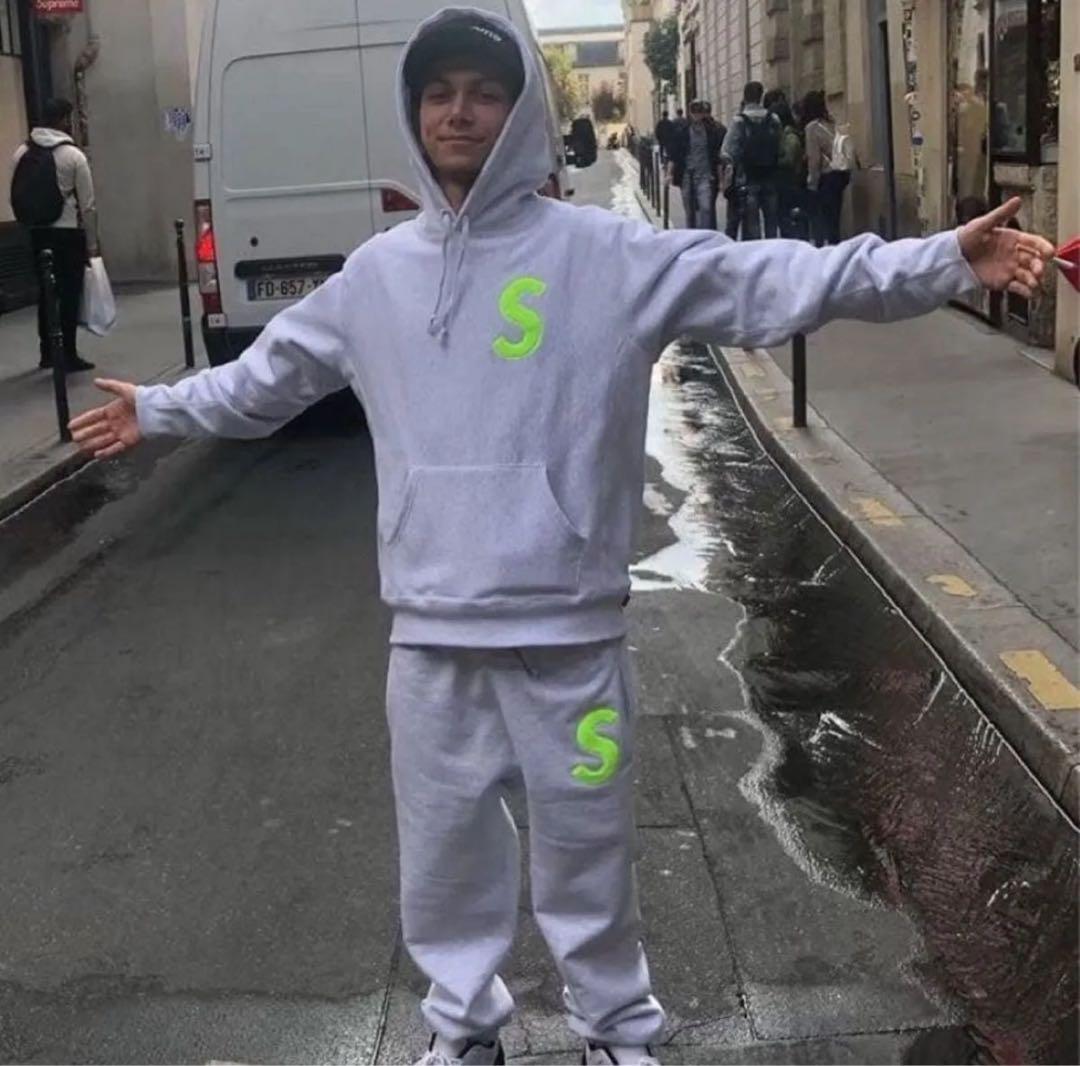 ✨*⚐様 SUPREME 20AW S LOGO gray XL ロゴ スウェッ