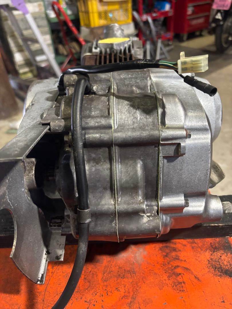 スーパーカブc50エンジン送料込！