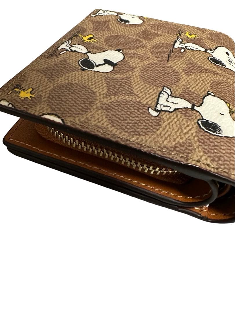 COACHコーチ スヌーピー折り財布 シグネチャー PEANUTS コラボ 美品