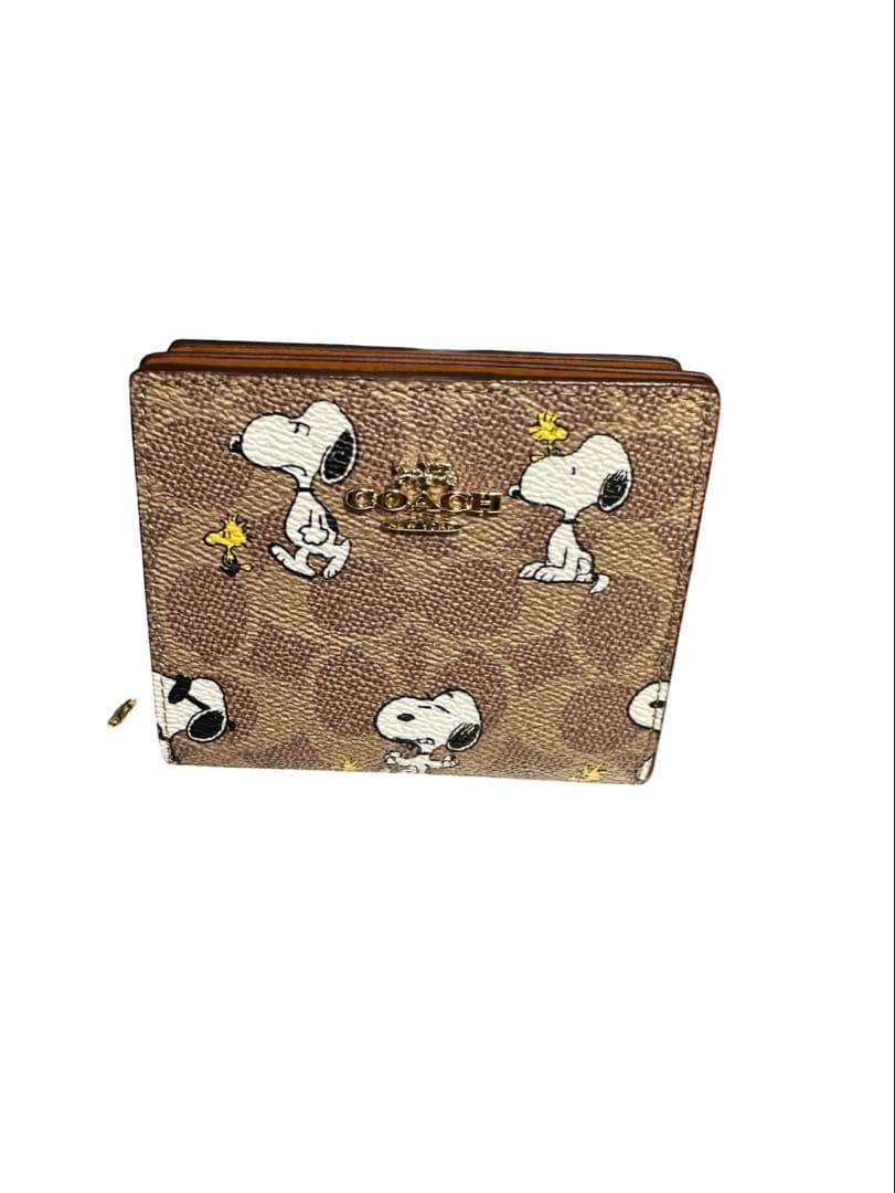 COACHコーチ スヌーピー折り財布 シグネチャー PEANUTS コラボ 美品