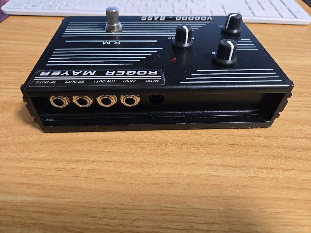 ベース Roger Mayer VOODOO BASS