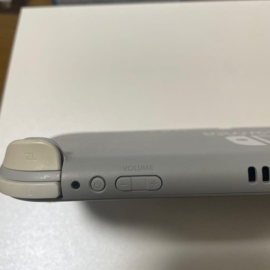 Nintendo Switch lite ザシアン・ザマゼンタ