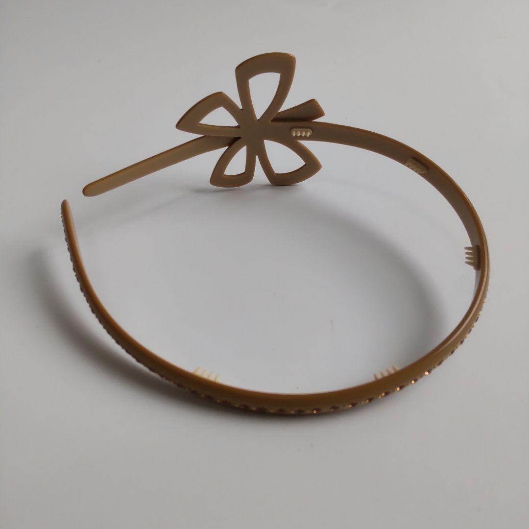 美品 アレクサンドルドゥパリ リボンモチーフ ビジュー カチューシャ ヘアアクセ