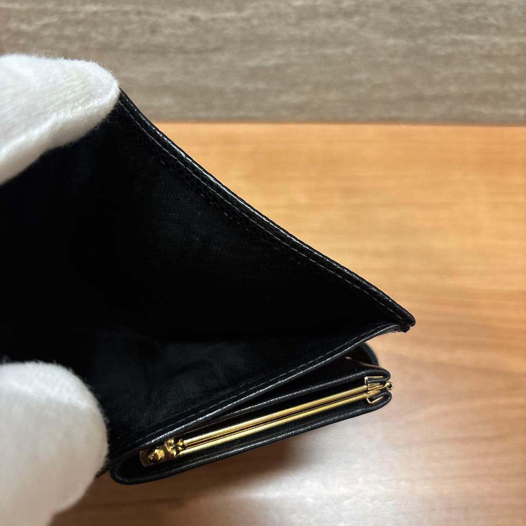 CHANEL シャネル ヴィンテージ　ココマーク　キャビアスキン　二つ折り財布