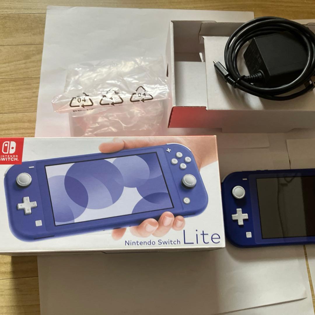 Nintendo Switch Lite ブルー 2021年製