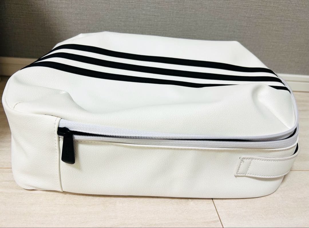 【美品】アディダス　レディースゴルフシューズ　23.5cm ★ケース付き