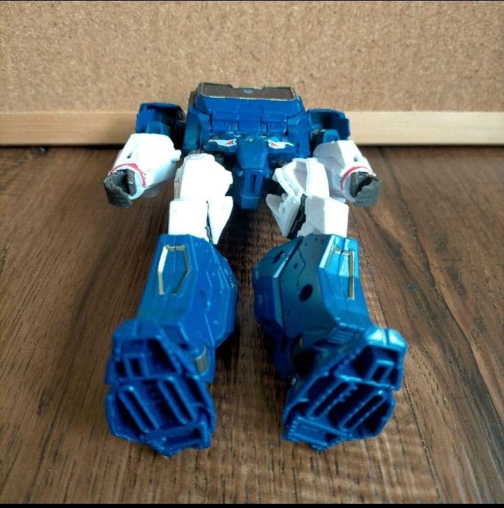 トランスフォーマー 　SS- 81 サウンドウェーブ　　SS-78 ラヴィッジ