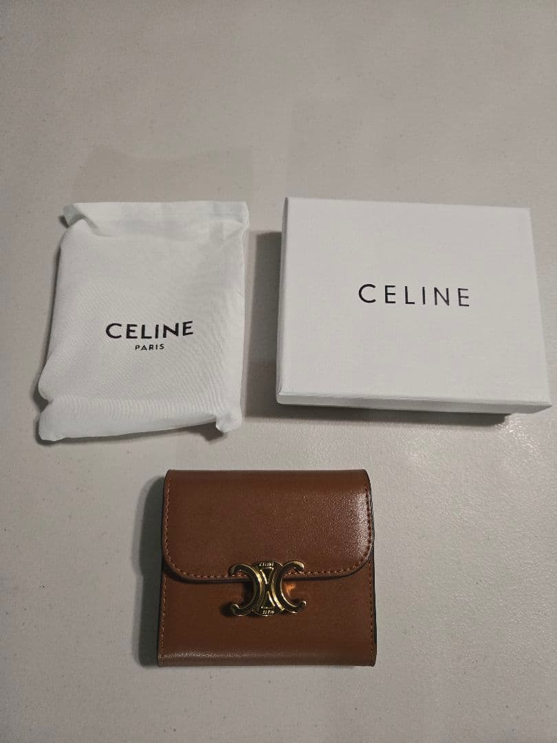 CELINE セリーヌ トリオンフ 折財布 レザー 茶