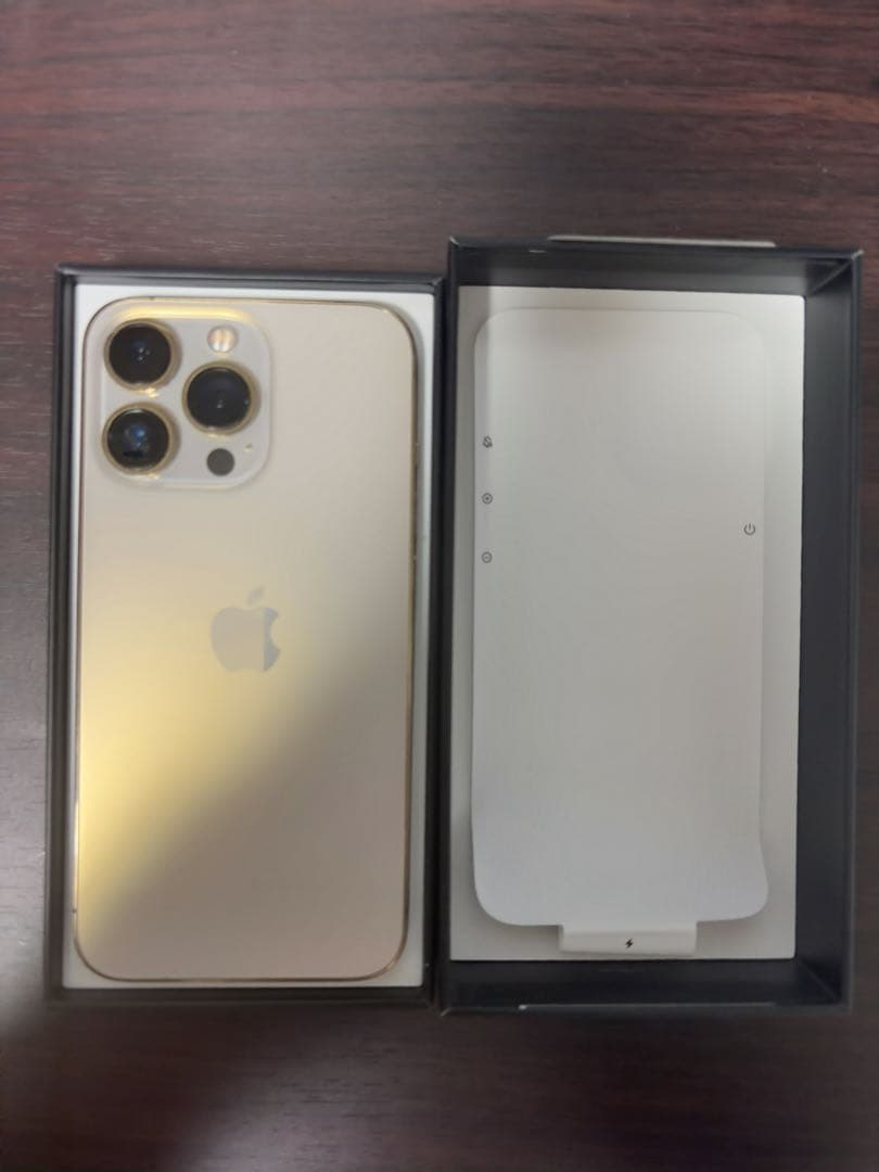 iPhone 13 Pro ゴールド 本体