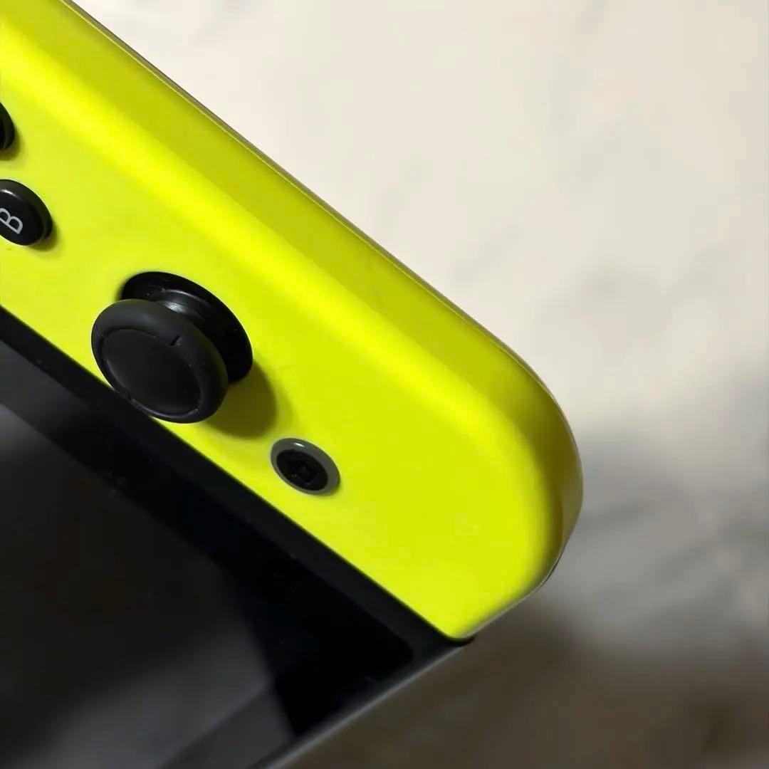 Nintendo Switch 本体+ジョイコン+ドック+ハンドル+ケース