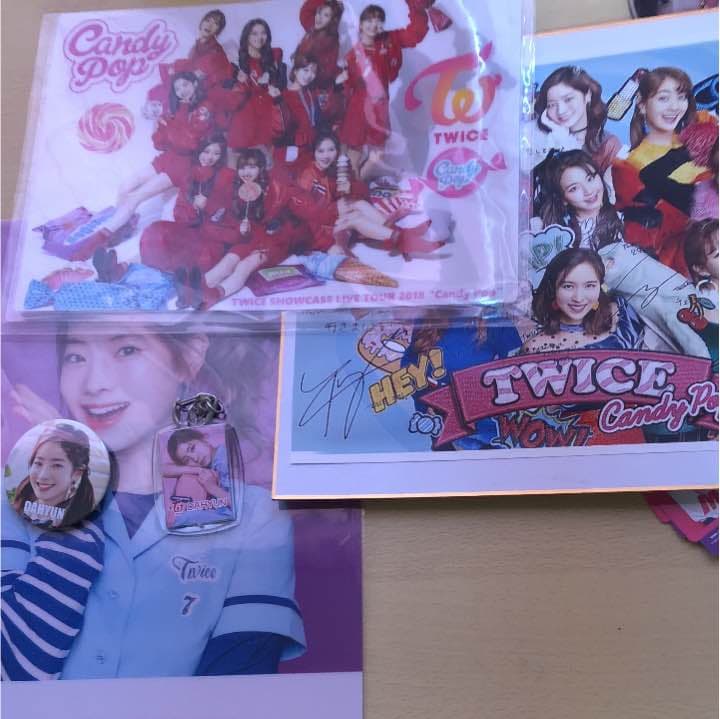 TWICEグッズ2