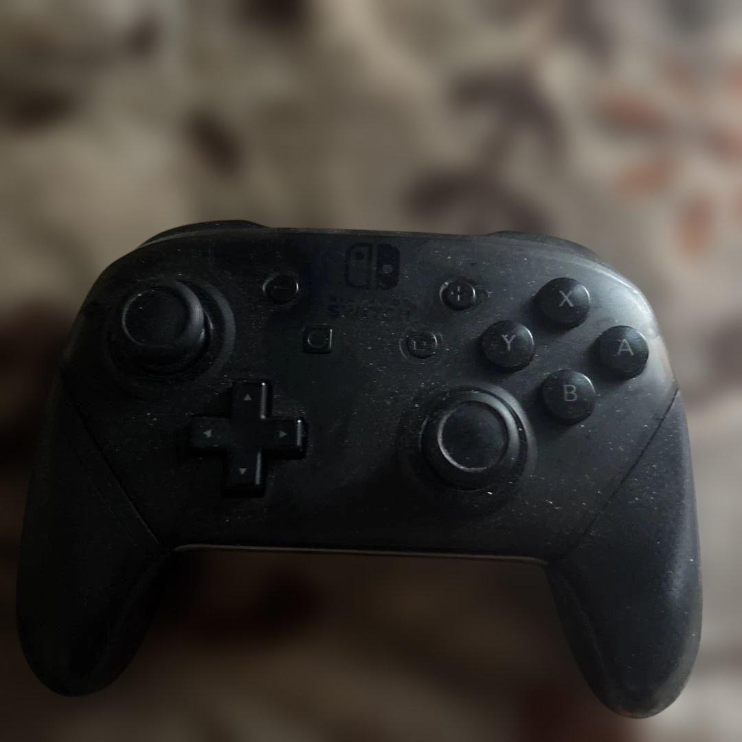 Nintendo Switch とプロコン