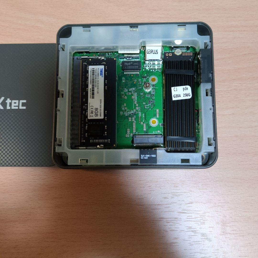 GMKtec ミニPC Intel搭載