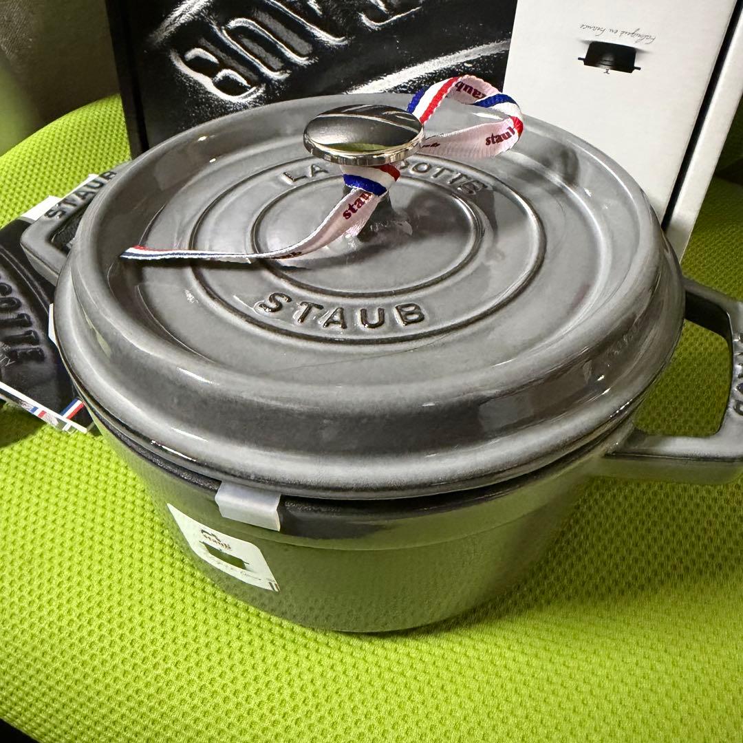 staubストウブ ピコ・ココットラウンド20cm グレー 鵜飼ノブ付き