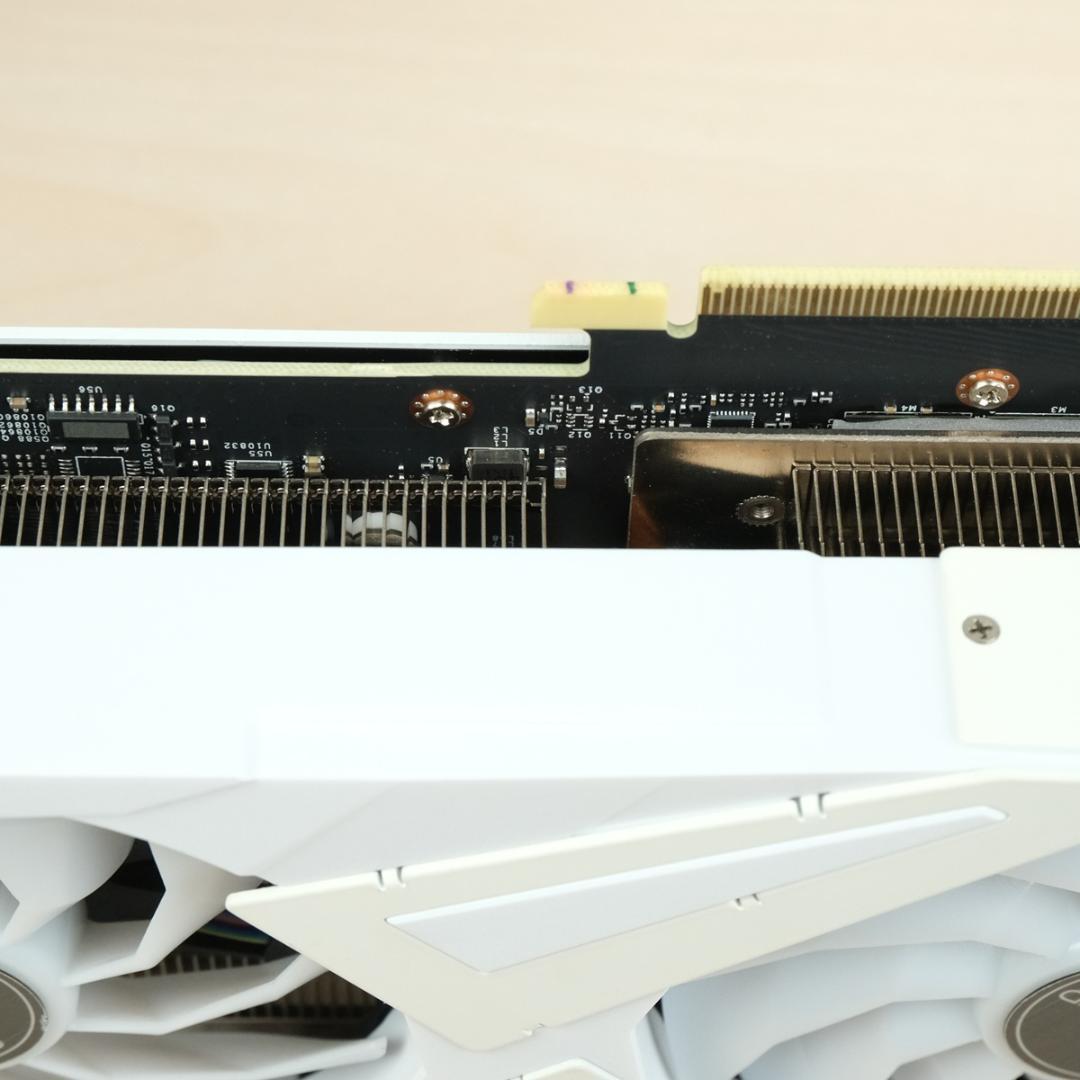 Y*I様 玄人志向 GK-RTX3060-E12GB OC WHITE