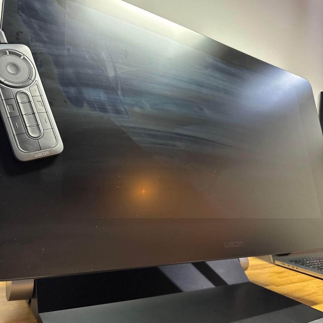 Wacom Cintiq Pro 24別売りスタンド付